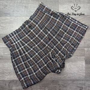 American Eagle Outfitters Mom Shorts Size 8
